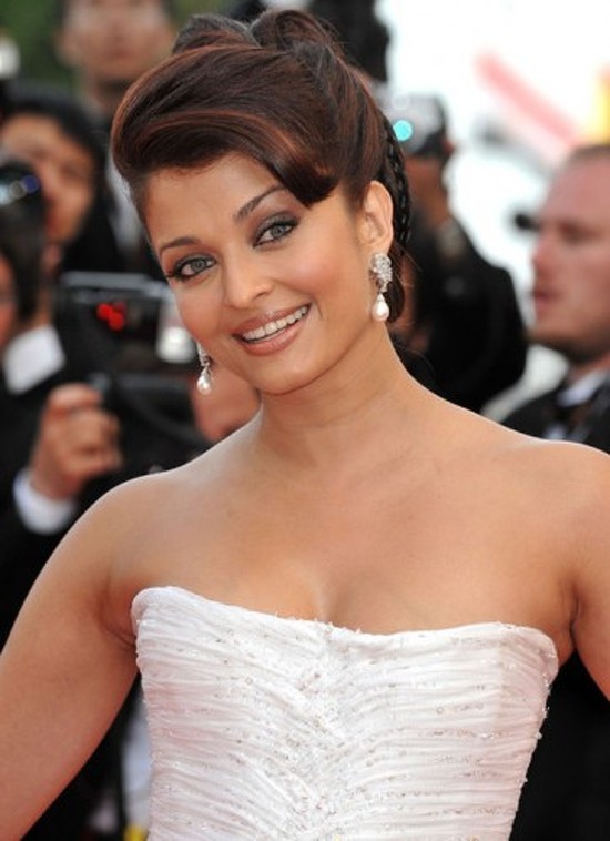 aishwarya-to-attend-cannes-2012
